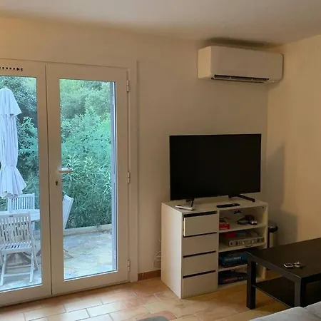 Petit Coin De Paradis * Le Rayol-Canadel-sur-Mer