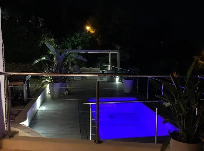 Petit Coin De Paradis Feriehus